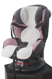 Wkładka antypotowa do fotelika samochodowego 9-18 kg - biała